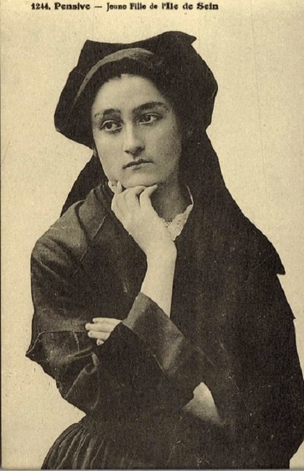 Les femmes dans l’ombre des archives